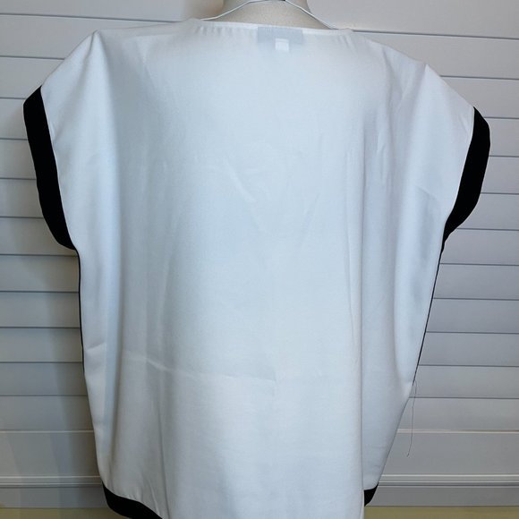 Alfani Ladies Blouse, B&W, Sz 16 - Picture 3 of 4